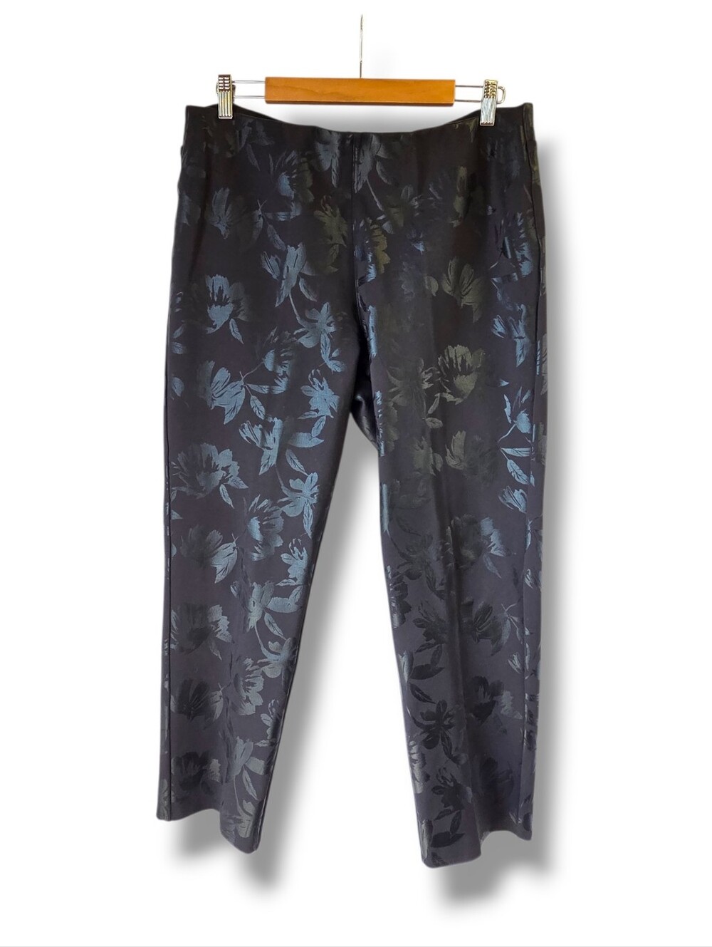 Soft Surroundings Black Shiny Floral Print Slip-on Ankle Cropped Pants Size PL